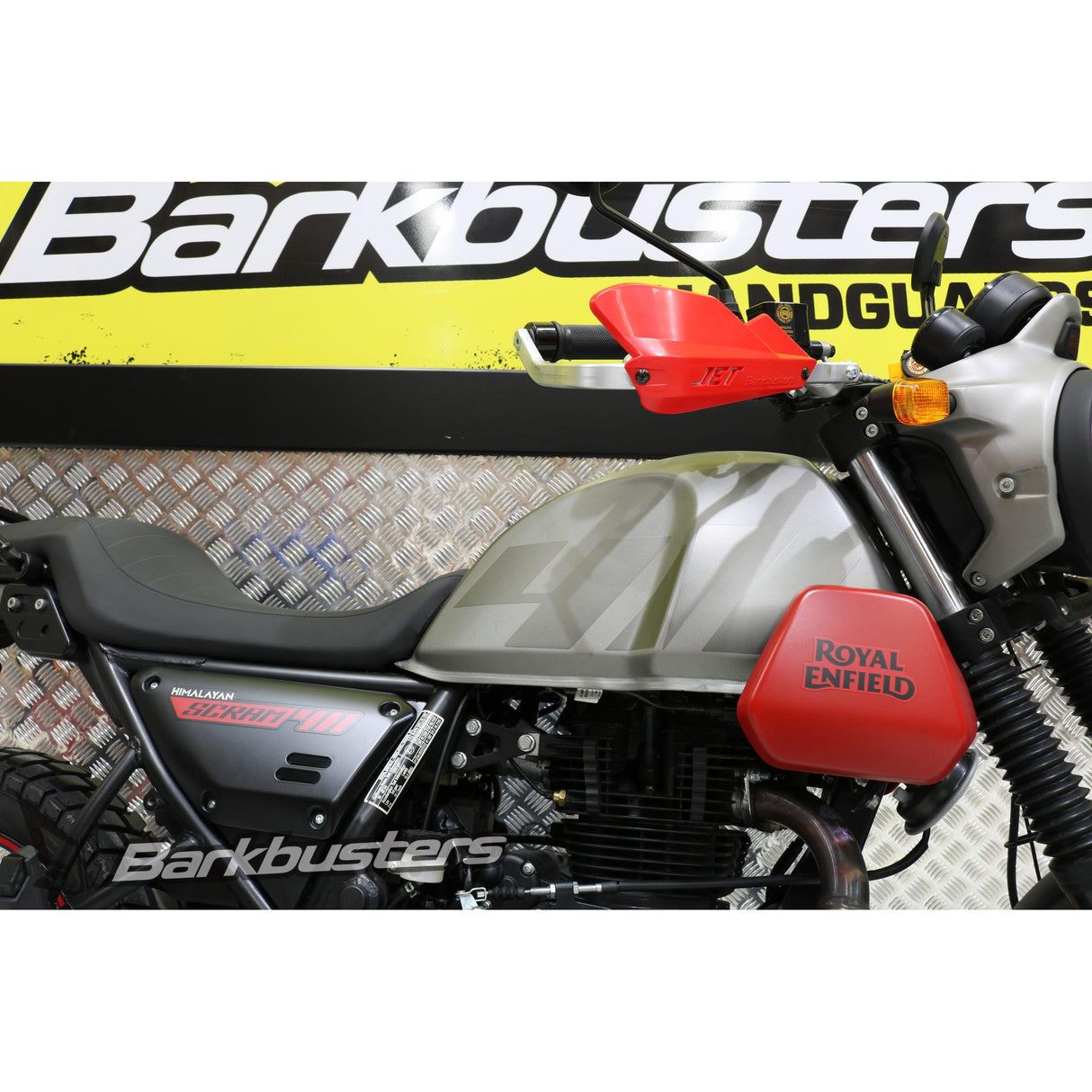 Barkbusters Royal Enfield Scram 411 '22 on