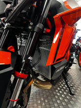 Load image into Gallery viewer, KTM 1390 Super Duke R Evo 2024-25