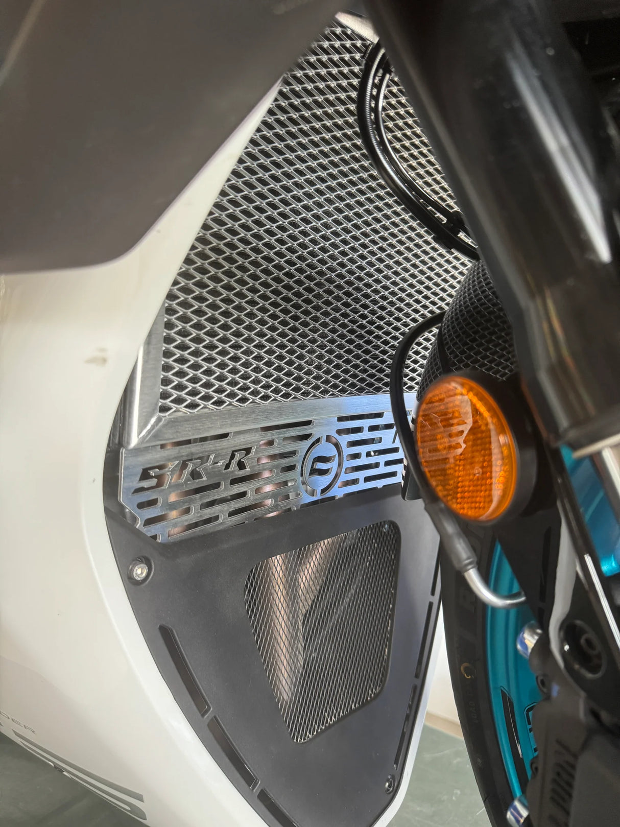 CFMoto 675 SR-R 2025-2026 Radiator Guard