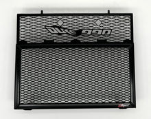 Load image into Gallery viewer, KTM 990 Duke 2024-25 Radiator Guard