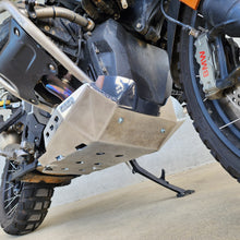 Load image into Gallery viewer, Bash Plate – BMW R1300GS Trophy 24-25