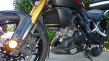 Load image into Gallery viewer, Suzuki DL1000 2014-2019 Radiator Guard