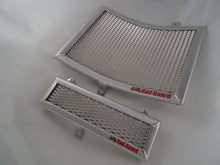 Load image into Gallery viewer, Triumph Speed Triple 1050 S/ R / RS 2016 - 2022 Radiator Guard & Oil Guard Set