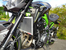 Load image into Gallery viewer, Kawasaki Z900 2017-2023 Radiator Guard