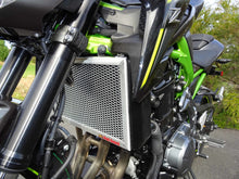 Load image into Gallery viewer, Kawasaki Z900 2017-2023 Radiator Guard
