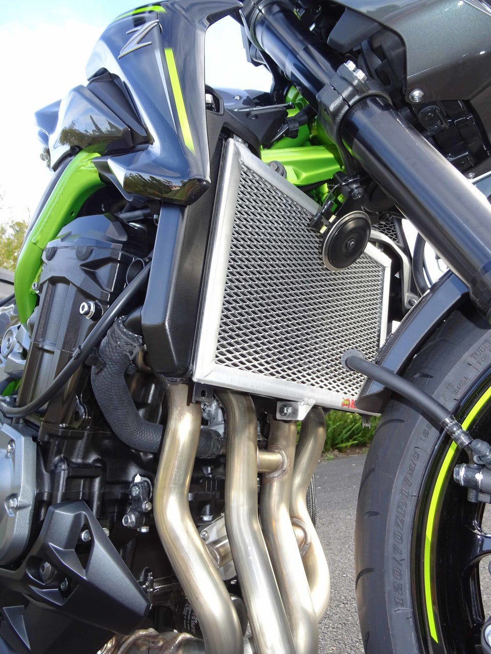Kawasaki Z900 2017-2023 Radiator Guard