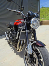 Load image into Gallery viewer, Kawasaki Z900 RS 2018-2020 Radiator Guard