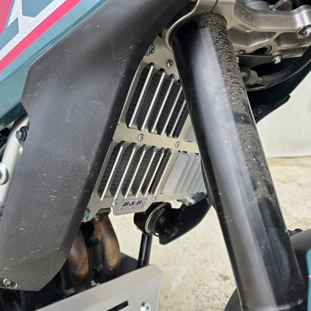 B&B Radiator Guard – Kawasaki KLE500 2026