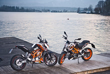 Load image into Gallery viewer, KTM 390 Duke 2013-2016 Radiator Guard