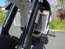 Load image into Gallery viewer, KTM 690 Enduro R 2012-2018 Rad Guard