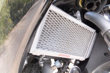 Load image into Gallery viewer, Honda CB 300F 2014-2023 Radiator Guard