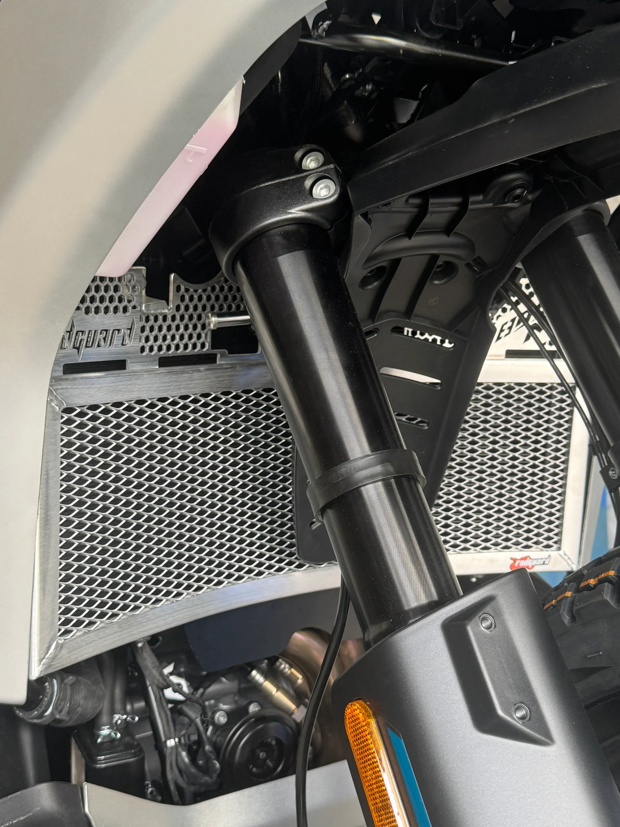 CFMoto 800MT-X 2025 Radiator Guard
