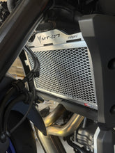 Load image into Gallery viewer, Yamaha MT-07 HO/Y-AMT/LA 2025-26 Radiator Guard