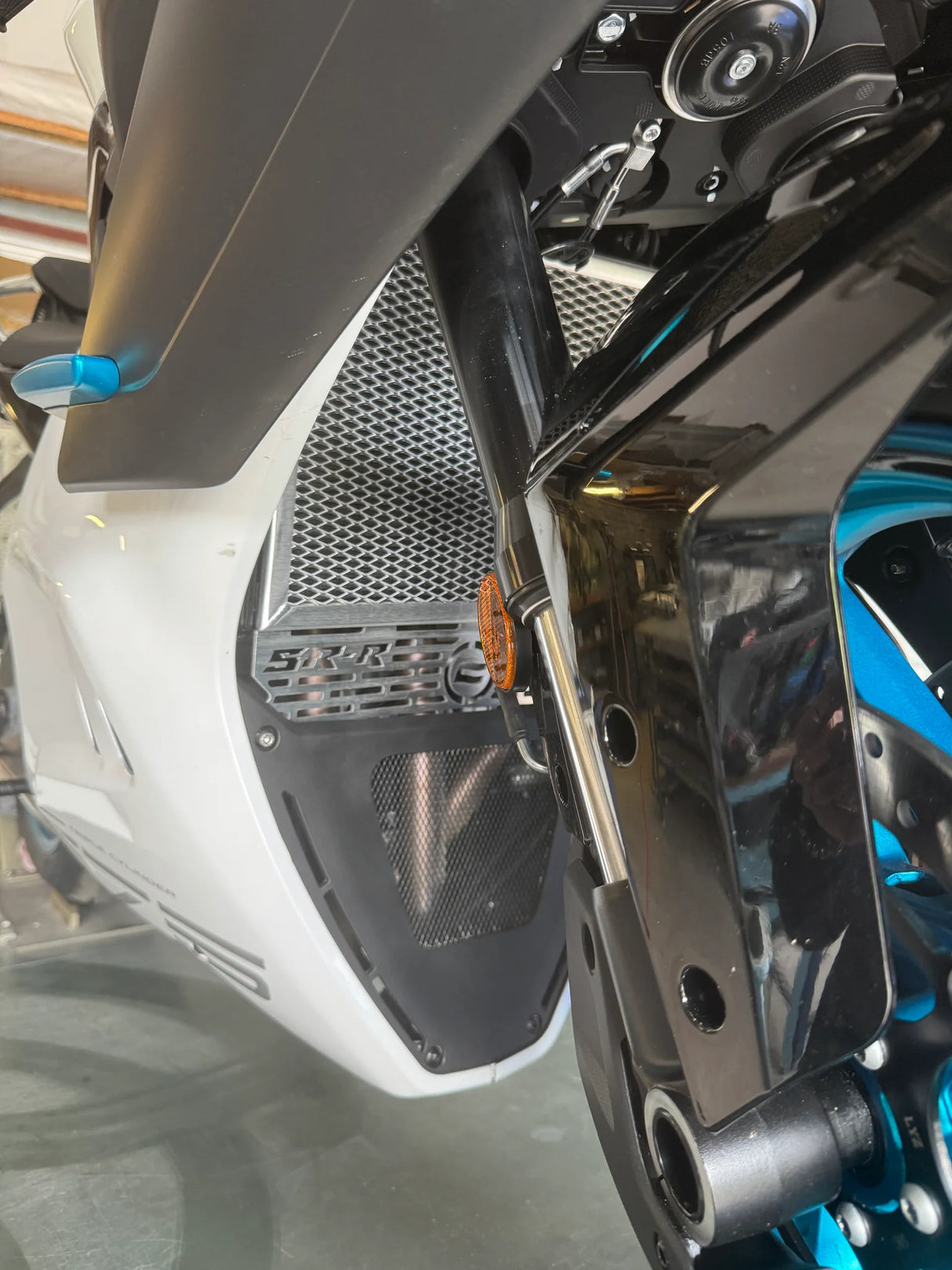 CFMoto 675 SR-R 2025-2026 Radiator Guard
