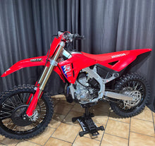 Load image into Gallery viewer, Steg Pegz SP97 2025-2026 Honda CRF 250/450R/450