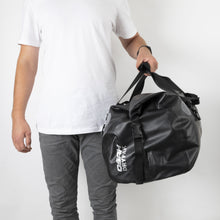 Load image into Gallery viewer, Universal Osah Combo 40L Duffel + 25L Tailpack Triple Black