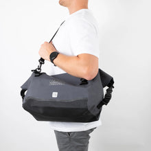 Load image into Gallery viewer, OSAH 15L Messenger Duffel Bag Grey