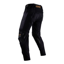 Load image into Gallery viewer, Leatt 2025 5.5 I.K.S Pants - Stealth