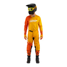 Load image into Gallery viewer, Leatt 2025 3.5 Ride Kit - Flame