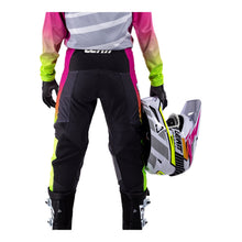 Load image into Gallery viewer, Leatt 2026 3.5 Mini Ride Kit - Retro Pink