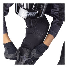 Load image into Gallery viewer, Leatt 2026 3.5 Junior Ride Kit - Stealth Black / Grey