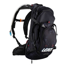 Load image into Gallery viewer, Leatt Moto XL 1.5 Hydration Bag - Black