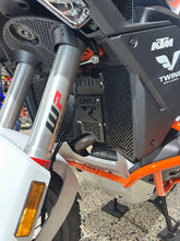 Load image into Gallery viewer, KTM 1390 Super Adventure R 2025-2026 Radiator Guard SET
