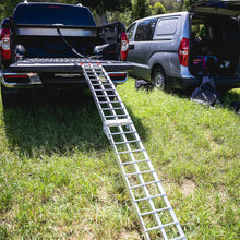Load image into Gallery viewer, 2.2m Alloy Folding Ramp