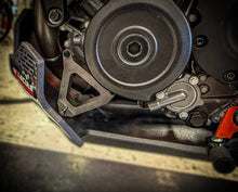 Load image into Gallery viewer, Molecule Ultimate UHMW Skid Plate - 390 ADV/Enduro R 2025+