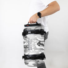 Load image into Gallery viewer, Universal Osah Combo 40L Duffel + 25L Tailpack White Camo