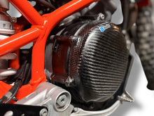 Load image into Gallery viewer, Carbon Fiber Engine Covers for 26+ KTM 690 Husqvarna 701