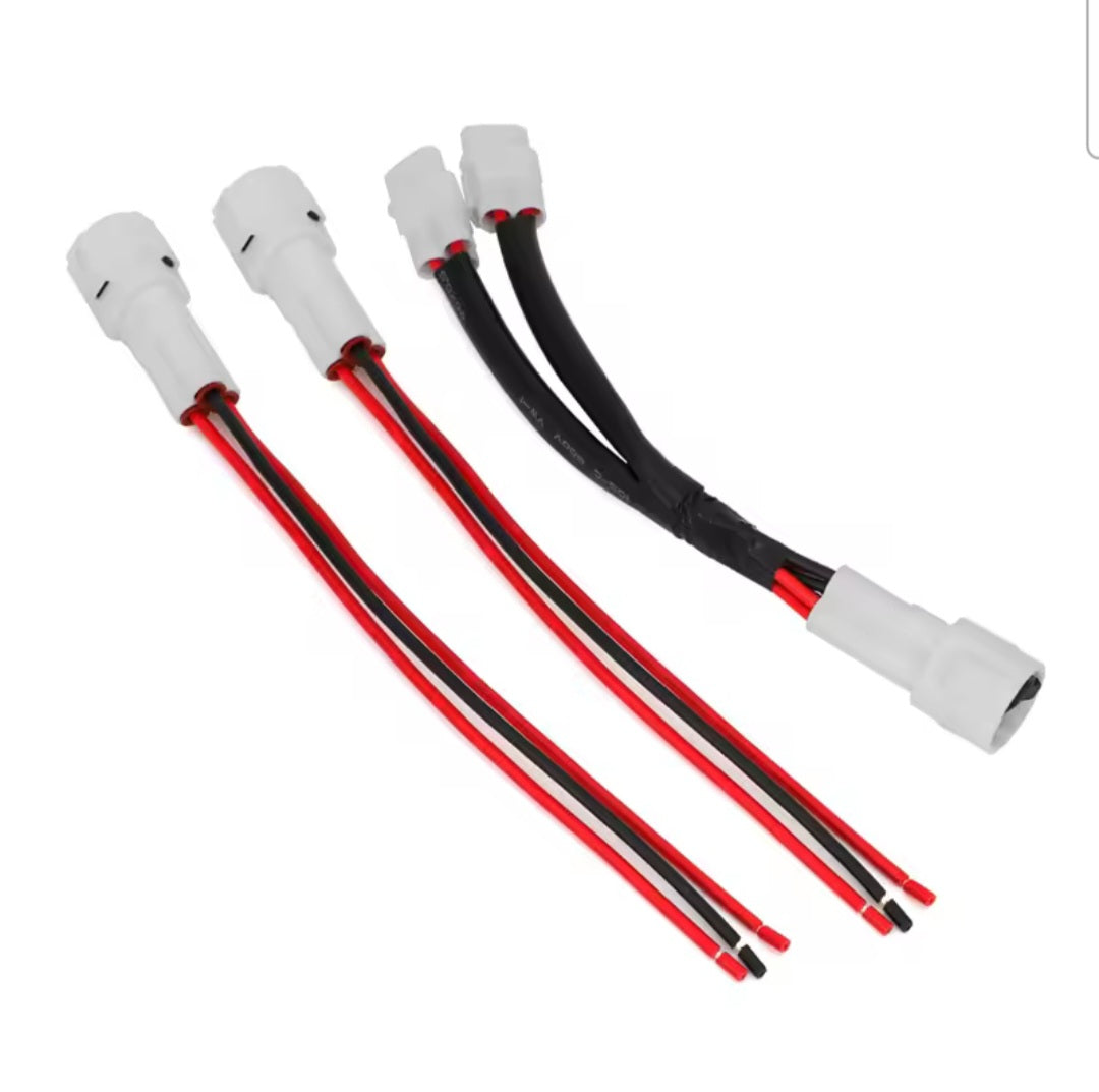 Yamaha Tenere 700 Power Cable Splitter 3 Pin