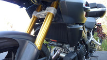 Load image into Gallery viewer, Suzuki DL1000 2014-2019 Radiator Guard