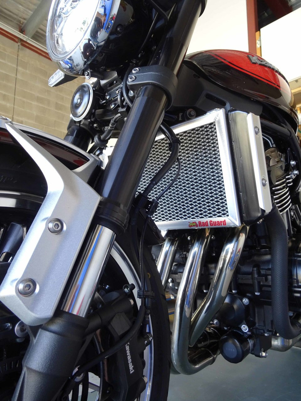 Kawasaki Z900 RS 2018-2020 Radiator Guard