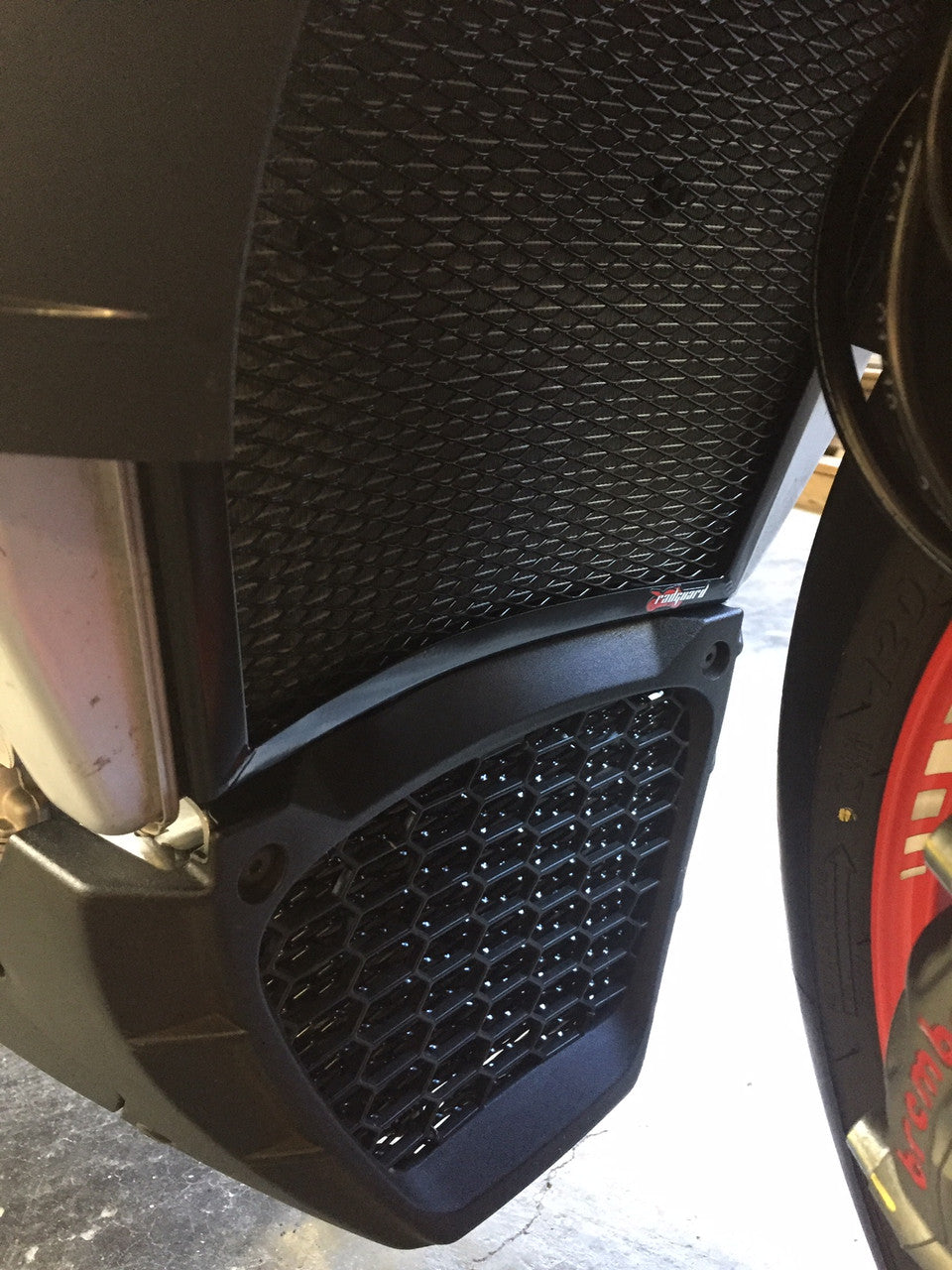 Aprilia Tuono V41100 RR / Factory 2017 - 2023 Radiator Guard Only