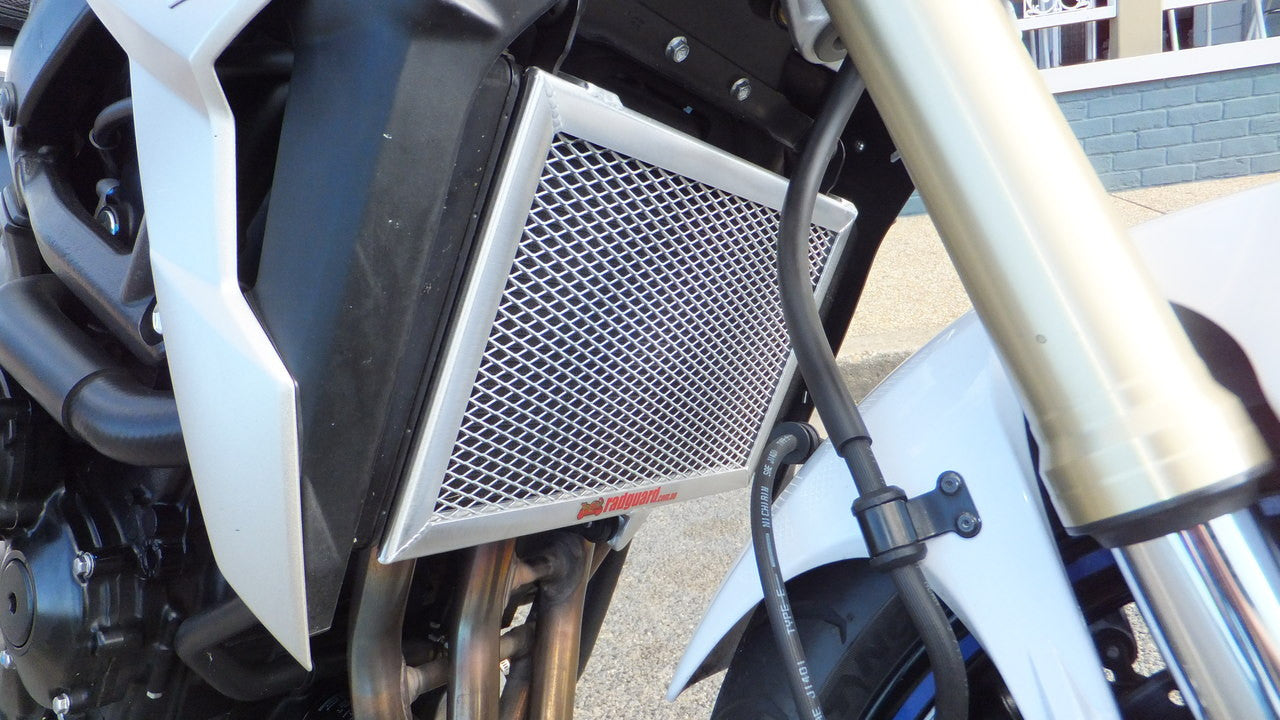 Suzuki GSR750 2011-2015 Radiator Guard